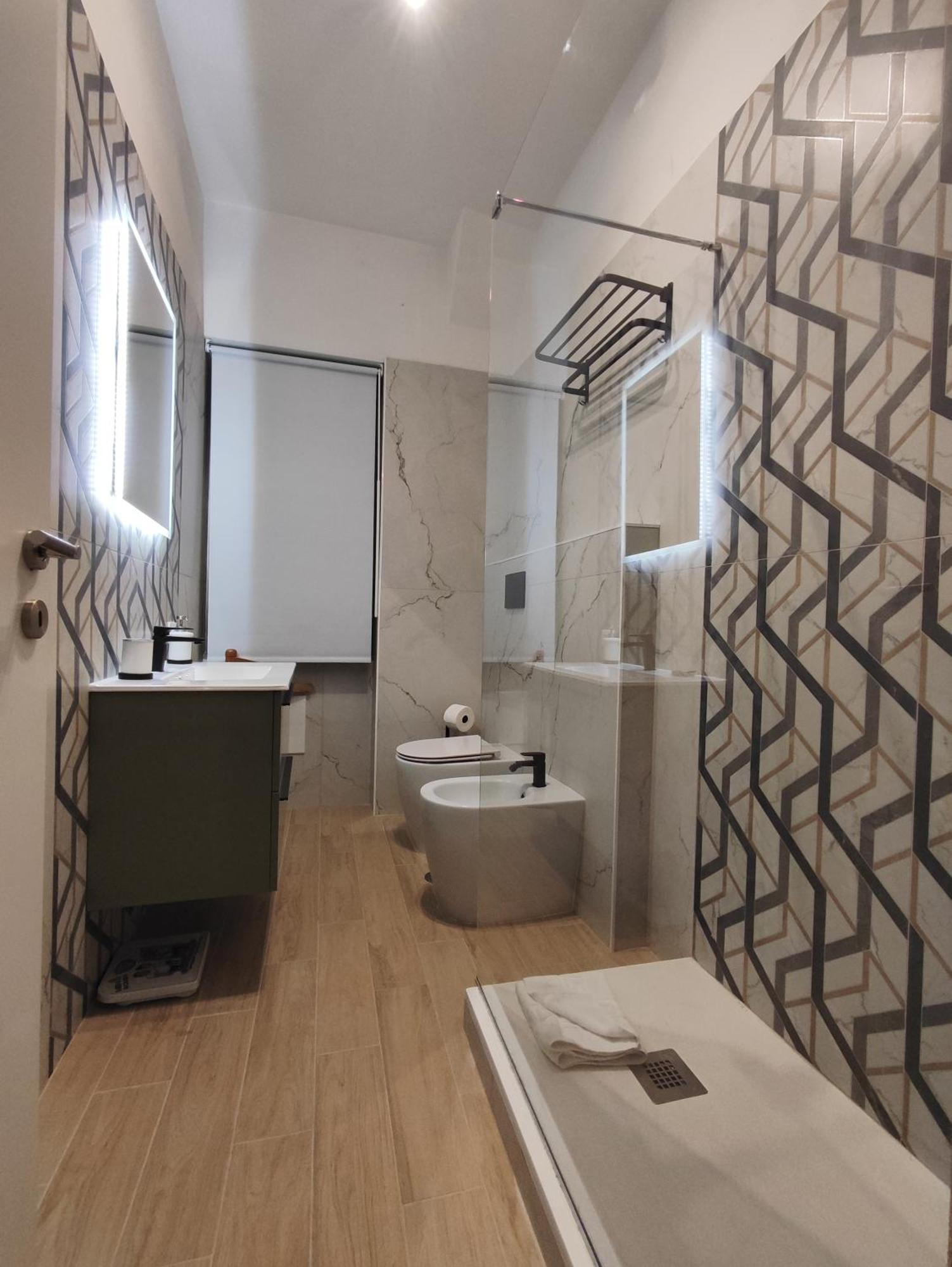 Chroma Italy - Doctor House Apartment Rome